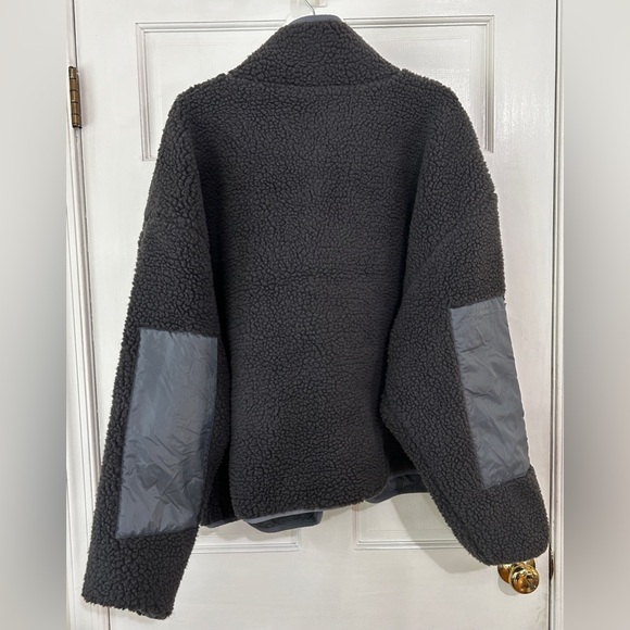 NEW FABLETICS TAHOE TEDDY JACKET - size 2X - Picture 3 of 10